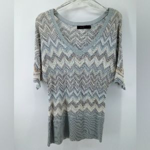 The Limited Chevron Herringbone Lightweight Knit Top Gray Blue Tan White M